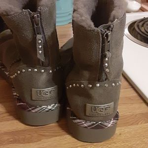 Like new Uggs